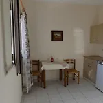 Jerry's Lassi Апартаменты *