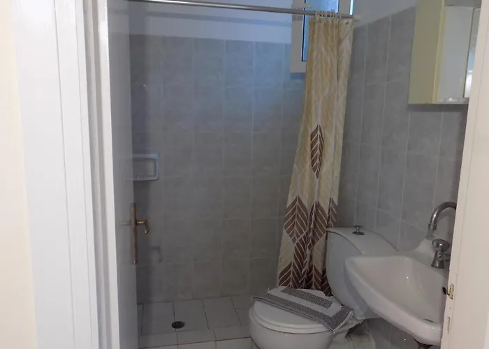 Daire Jerry's Lassi *