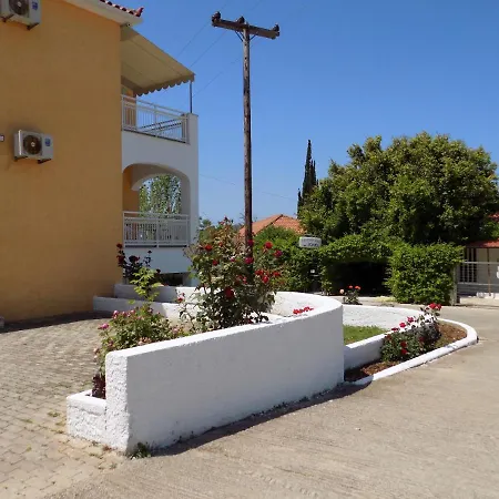 Jerry's Lassi Lassi (Kefalonia)